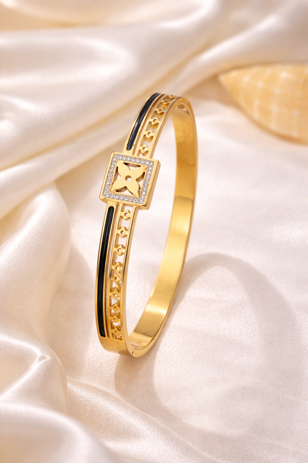 Anti Tarnish Gold Bracelet